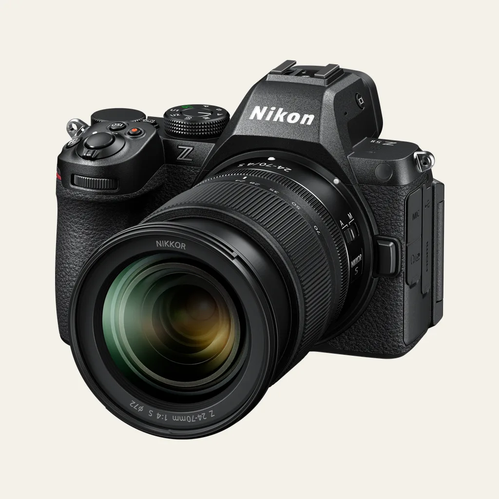 Nikon Z5II Einsteiger-Vollformatkamera
